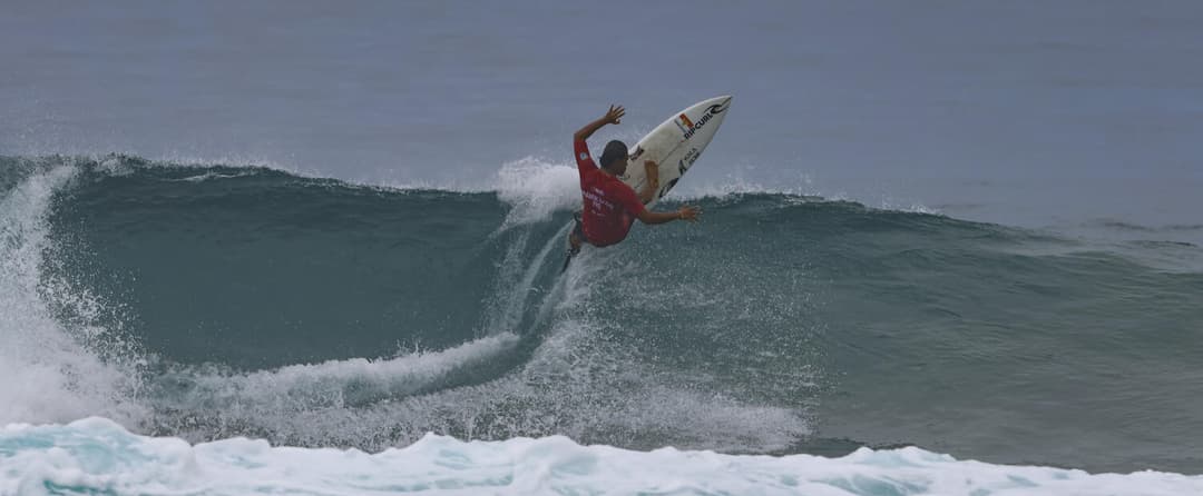 2025 Manokwari Pro Underway With Exciting First Day of Action